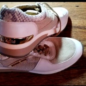 MICHAEL KORS LADIES RUNNING SHOES